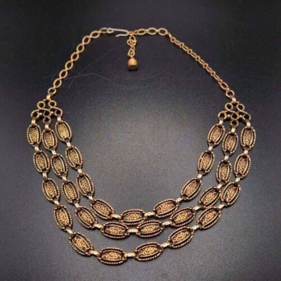 Vintage Sarah Coventry Desert Flowers Three-Strand Gold Tone Necklace - Picture 1 of 9